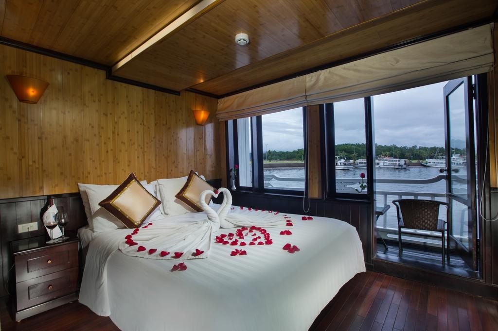 Syrena Cruises Hotel Hạ Long-öböl Kültér fotó