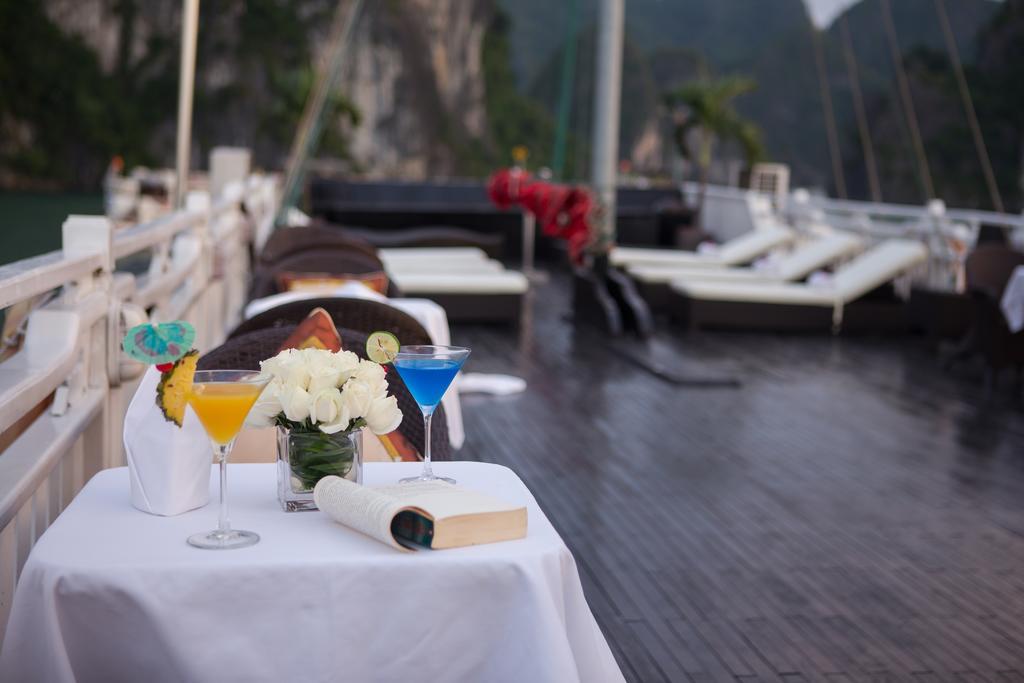 Syrena Cruises Hotel Hạ Long-öböl Kültér fotó